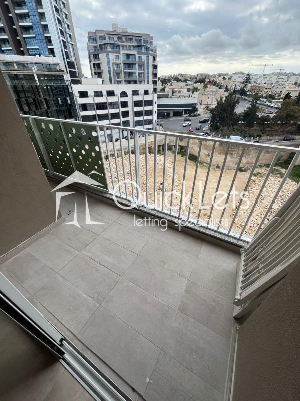 ST.JULIANS | APARTMENT | €1,900 /month photo 11