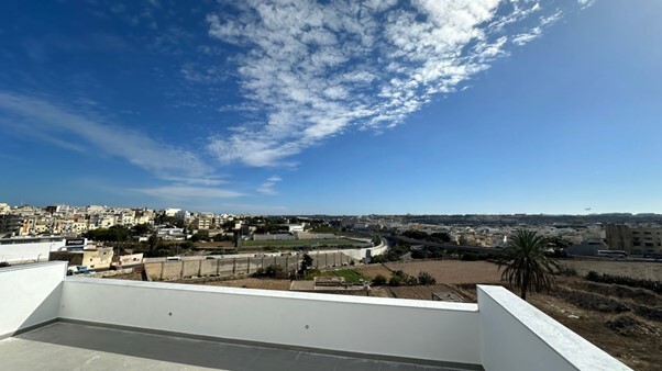 Office for Long Let in Santa Venera - €7,900/month photo 11