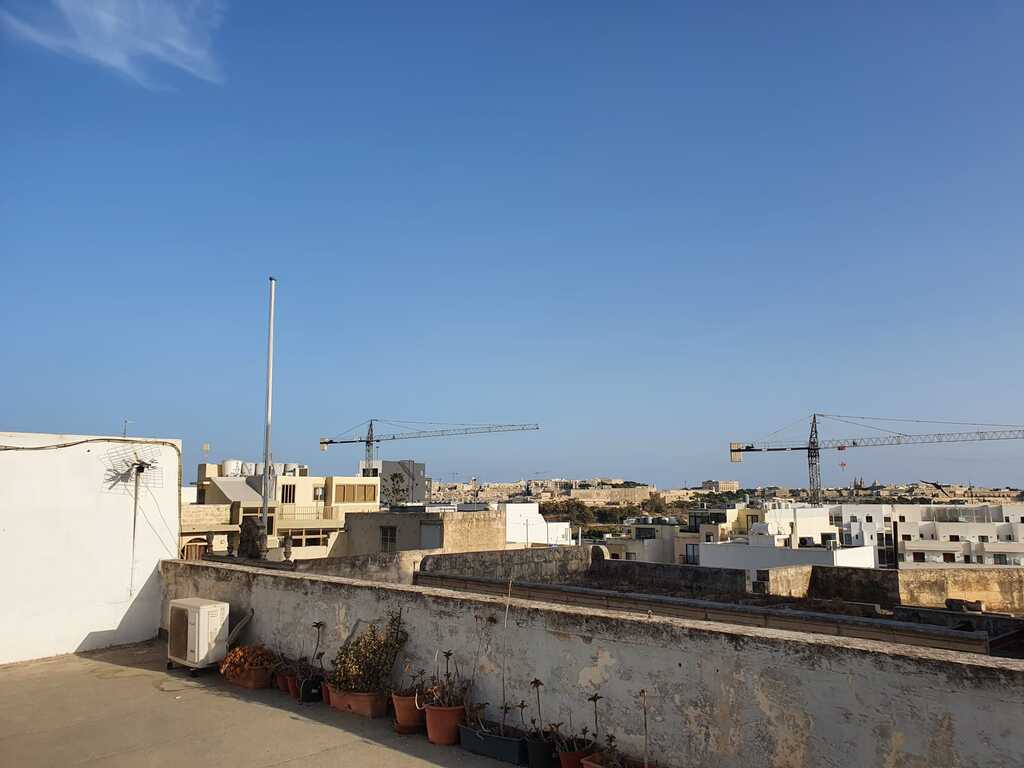 2 Bedroom Apartment for Long Let in Gżira - €1,500/month