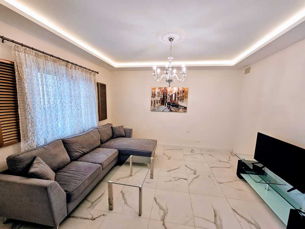 3 Bedroom Terraced House for Long Let in Santa Luċija - €2,500/month photo 7