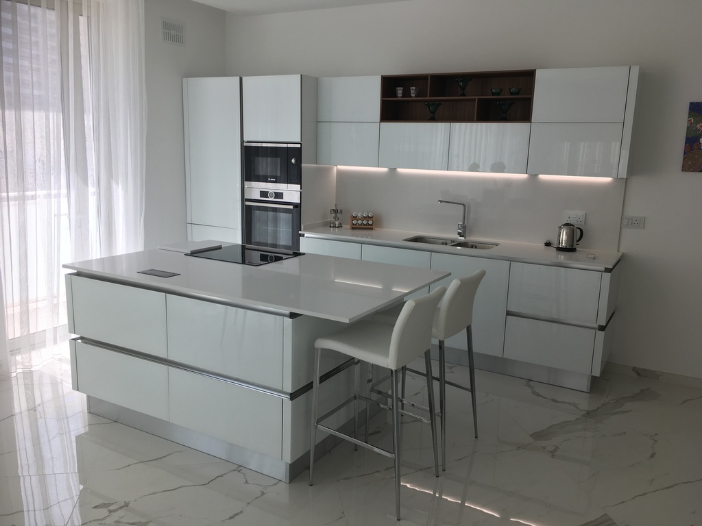1 Bedroom Ensuite Apartment for Long Let in Sliema - €2,500/month photo 20
