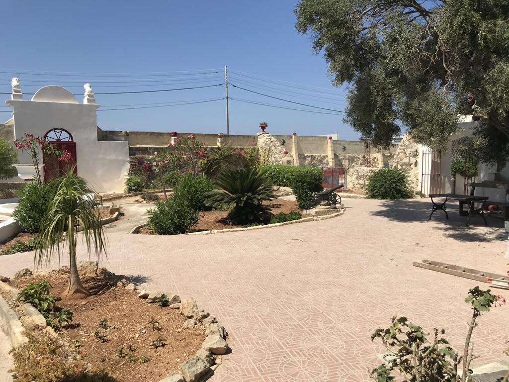 3 Bedroom Villa for Long Let in Kalkara - €7,000/month photo 20