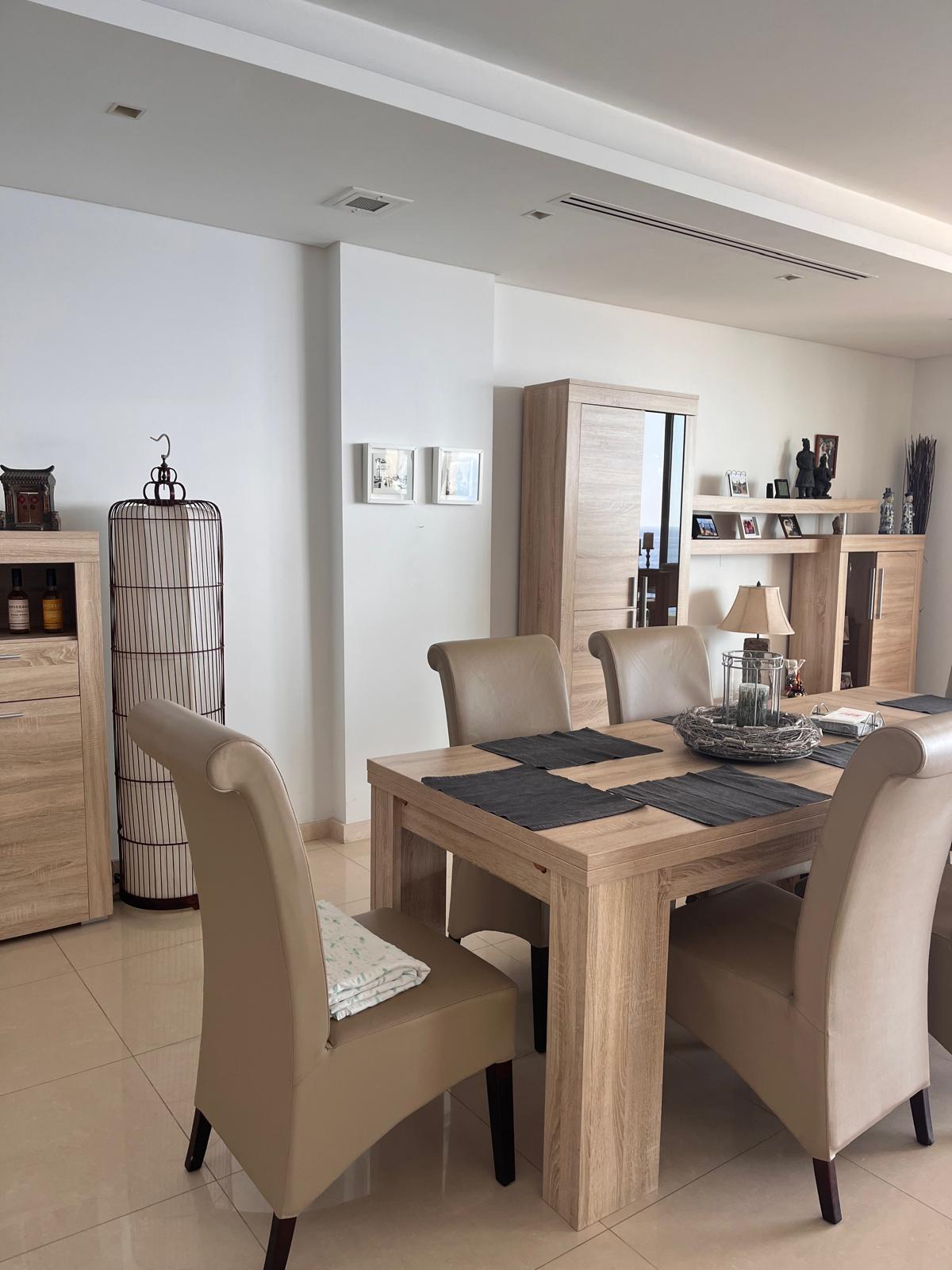 Magnificent Seafront 3-Bedroom Apartment in Qui-Si-Sana photo 4