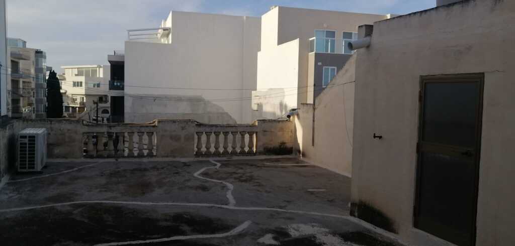 3 Bedroom Apartment for Long Let in Swieqi - €1,300/month photo 11