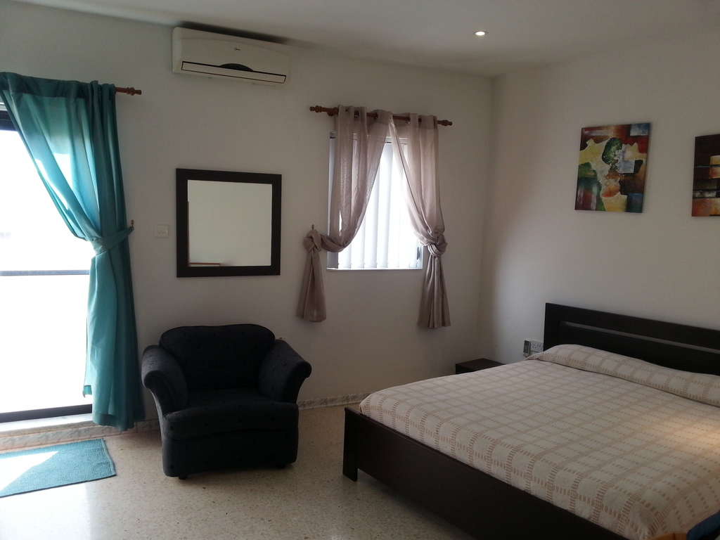 2 Bedroom Penthouse for Long Let in Sliema - €1,800/month photo 2