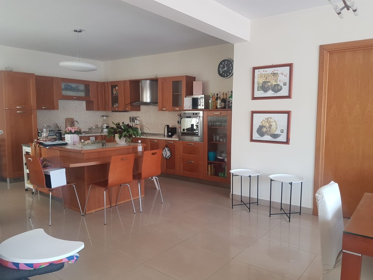 3 Bedroom Ensuite Penthouse for Long Let in St. Julian's - €2,400/month photo 3