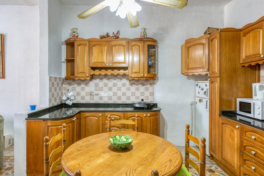 2 Bedroom Apartment for Long Let in Ta' Xbiex - €1,200/month photo 5