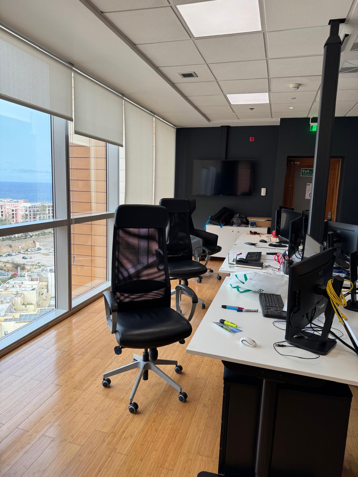 Prestigious 300 sqm Office in Portomaso Business Tower with Marina Views in St Julians photo 9