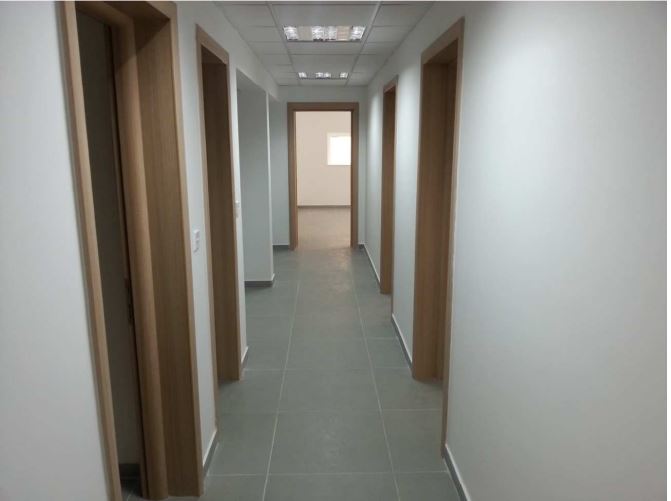 Office for Long Let in Sliema - €2,000/month photo 8