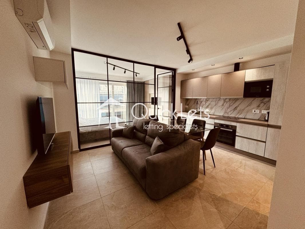 GZIRA | STUDIO APARTMENT | €1,300 /month