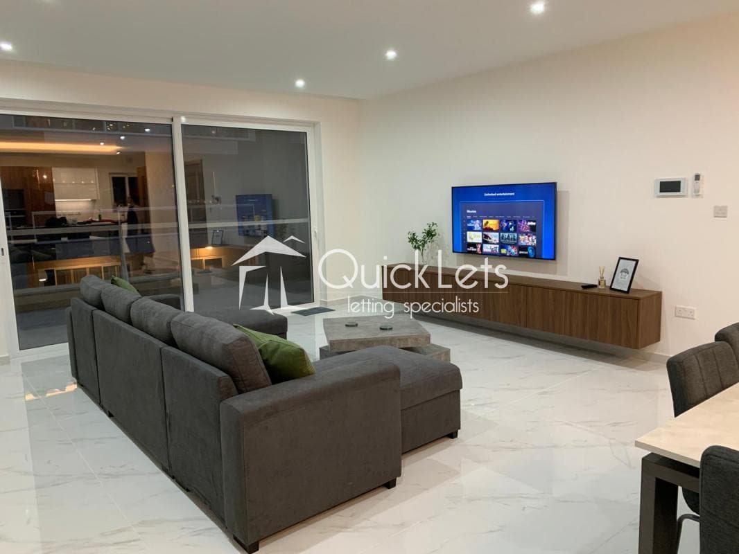 3 Bedroom Ensuite Apartment for Long Let in Luqa - €1,800/month