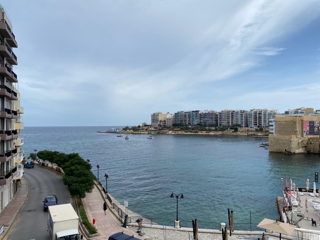 2 Bedroom Apartment for Long Let in St. Julian's - €2,800/month