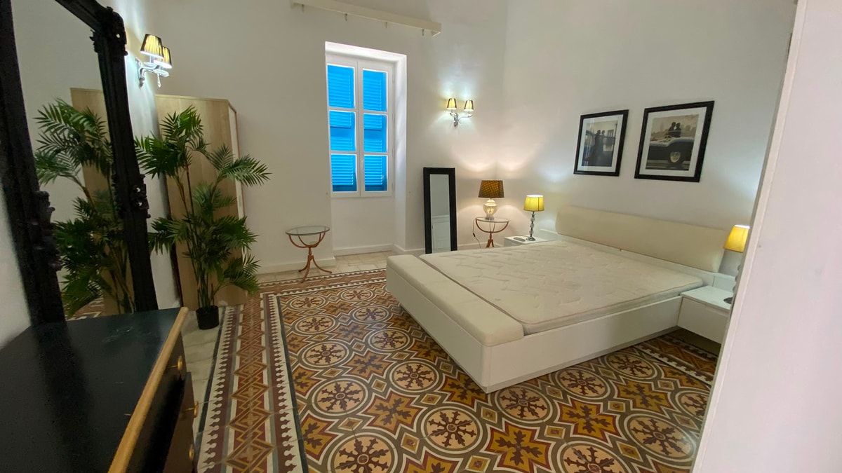 Magnificent 4-Bedroom Townhouse in Sliema – €5,000/month photo 8