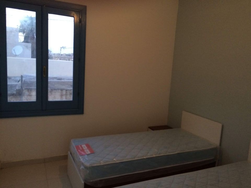 Bright Modern 2-Bedroom Apartment near Balluta Bay in Sliema photo 6
