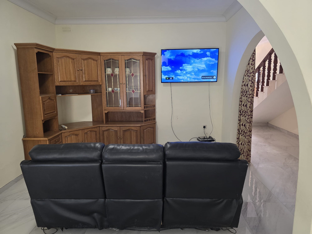 3 Bedroom Townhouse for Long Let in Marsaskala - €2,000/month photo 2