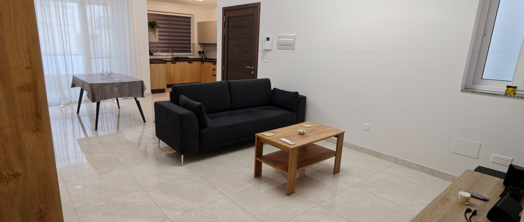3 Bedroom Apartment for Long Let in Tarxien - €1,600/month photo 2