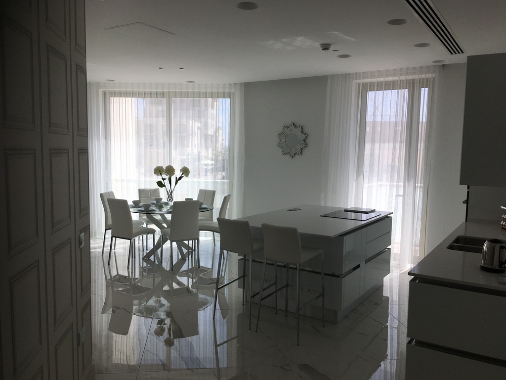 1 Bedroom Ensuite Apartment for Long Let in Sliema - €2,500/month photo 9