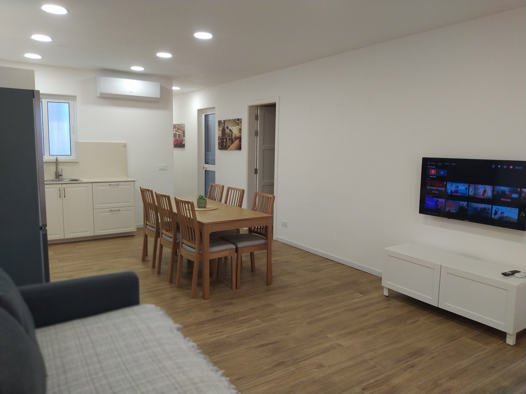 3 Bedroom Apartment for Long Let in Marsaskala - €1,600/month photo 2