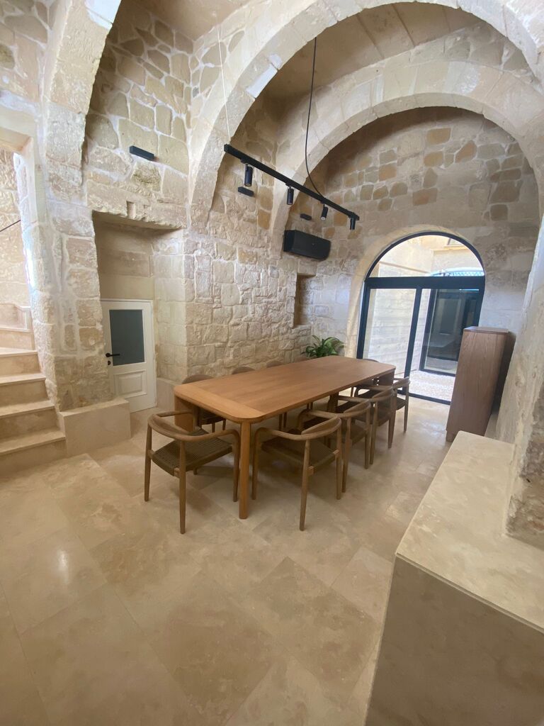 4 Bedroom Townhouse for Long Let in Siġġiewi - €5,000/month photo 7