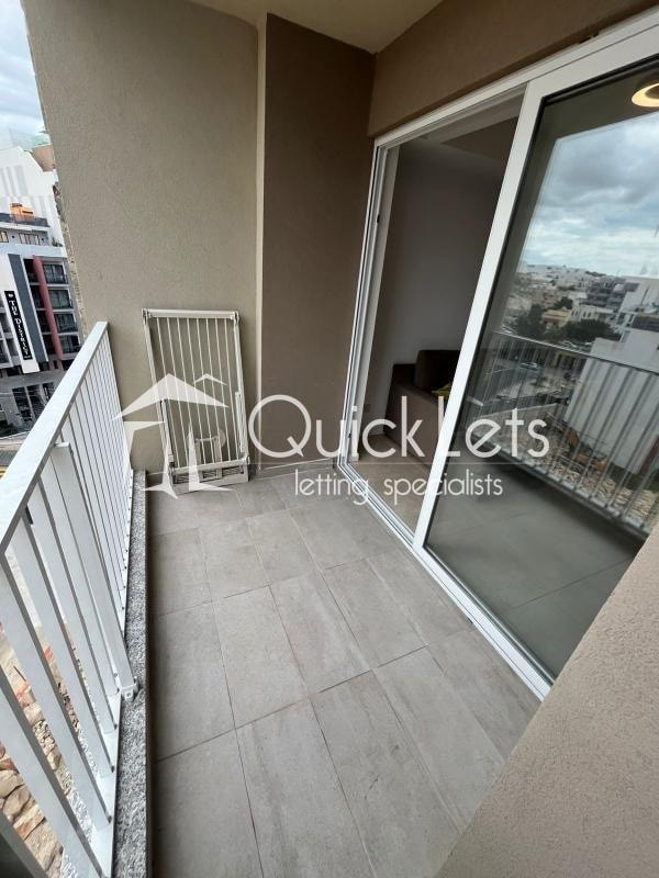 ST.JULIANS | APARTMENT | €1,900 /month photo 10