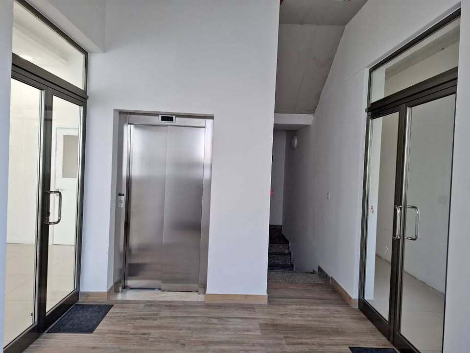 Office for Long Let in Birkirkara - €1,840/month photo 3