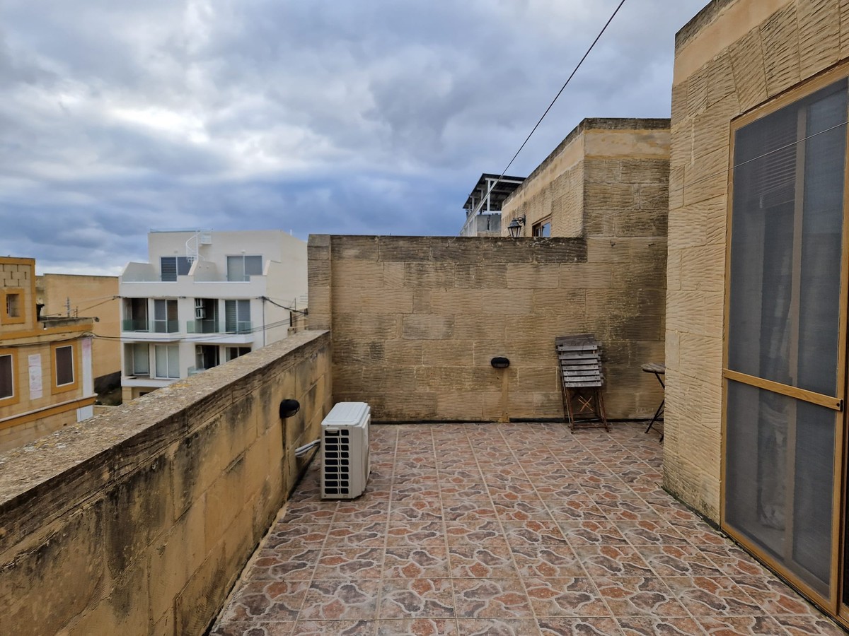 3 Bedroom Ensuite Farmhouse for Long Let in Nadur - €1,800/month photo 8