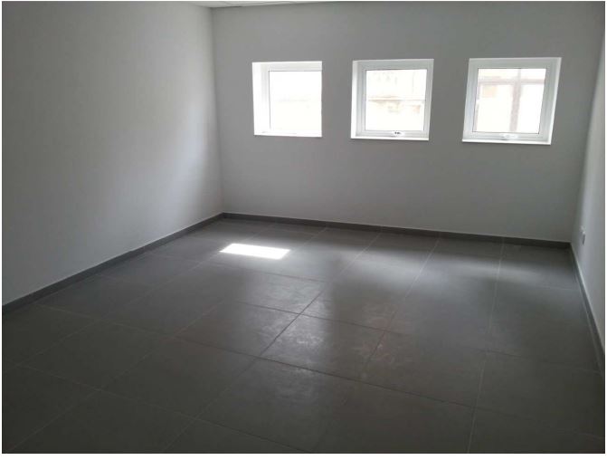 Office for Long Let in Sliema - €2,000/month photo 12