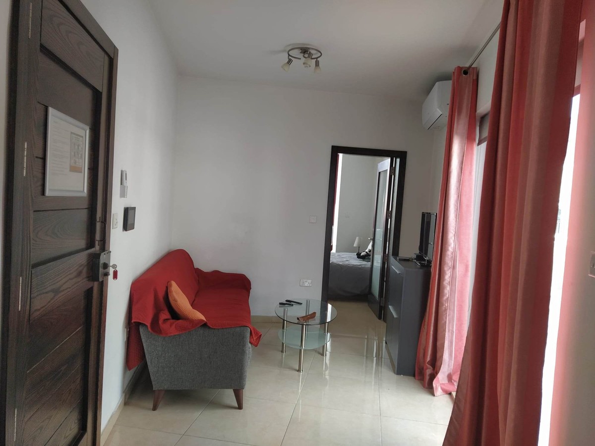 1 Bedroom Penthouse for Long Let in Gżira - €1,150/month photo 2