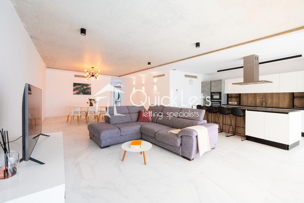 2 Bedroom Apartment for Long Let in Mosta - €1,650/month