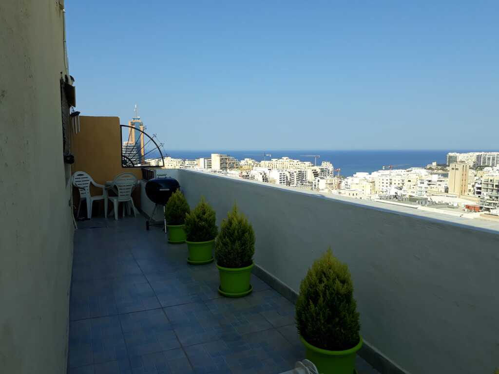 1 Bedroom Penthouse for Long Let in Swieqi - €1,250/month photo 10