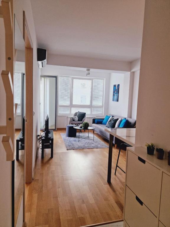 Ultra-Modern Apartment in St Julian’s, Malta – Perfect for 4 Guests photo 5