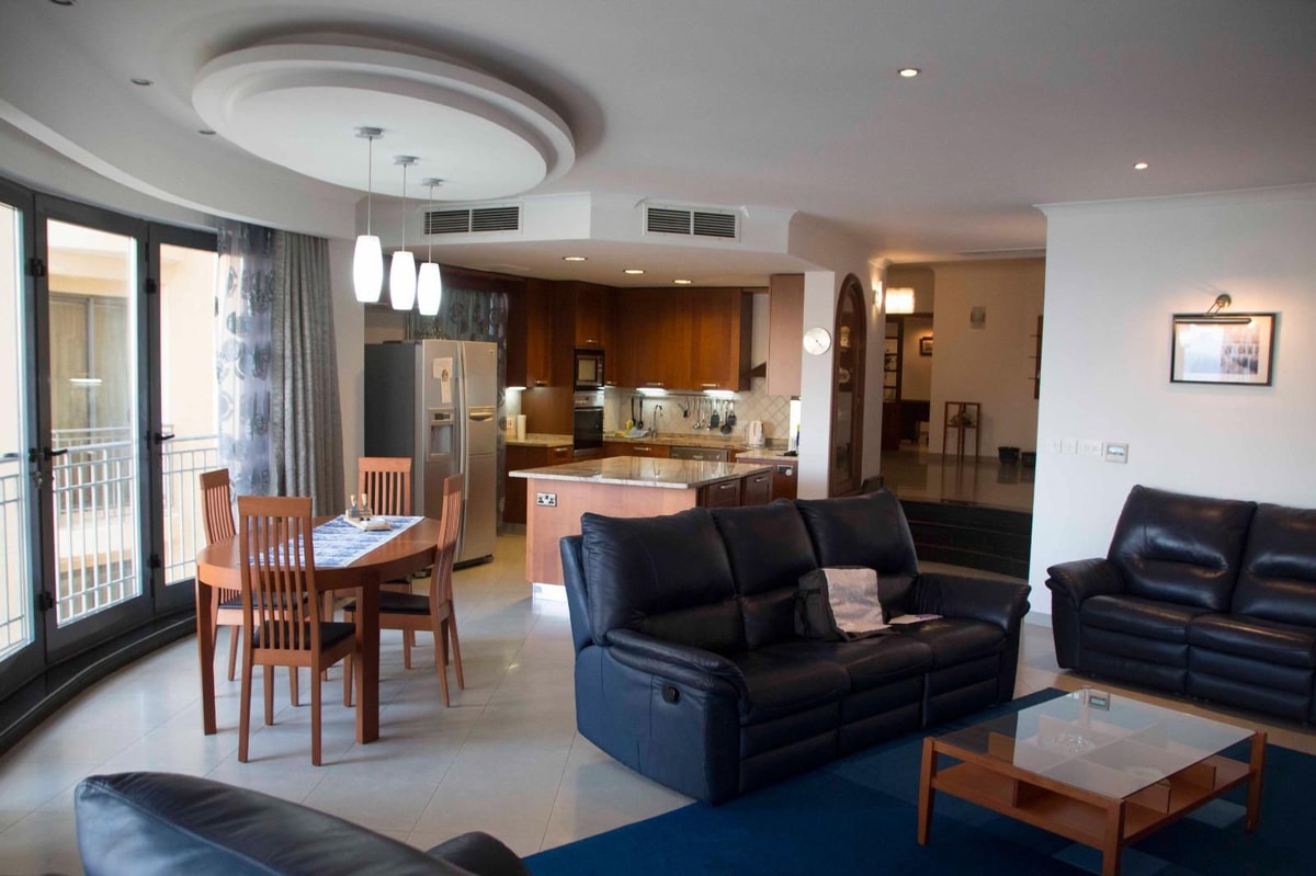 3 Bedroom Ensuite Apartment for Long Let in St. Julian's - €4,200/month photo 3