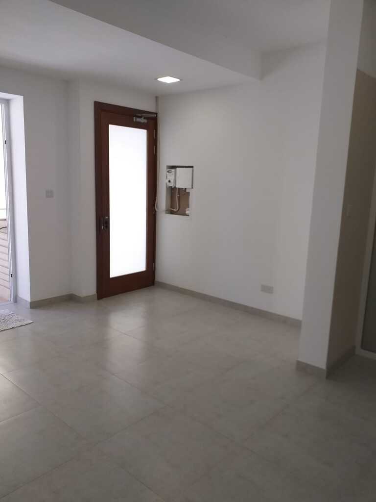Office for Long Let in Msida - €650/month photo 4