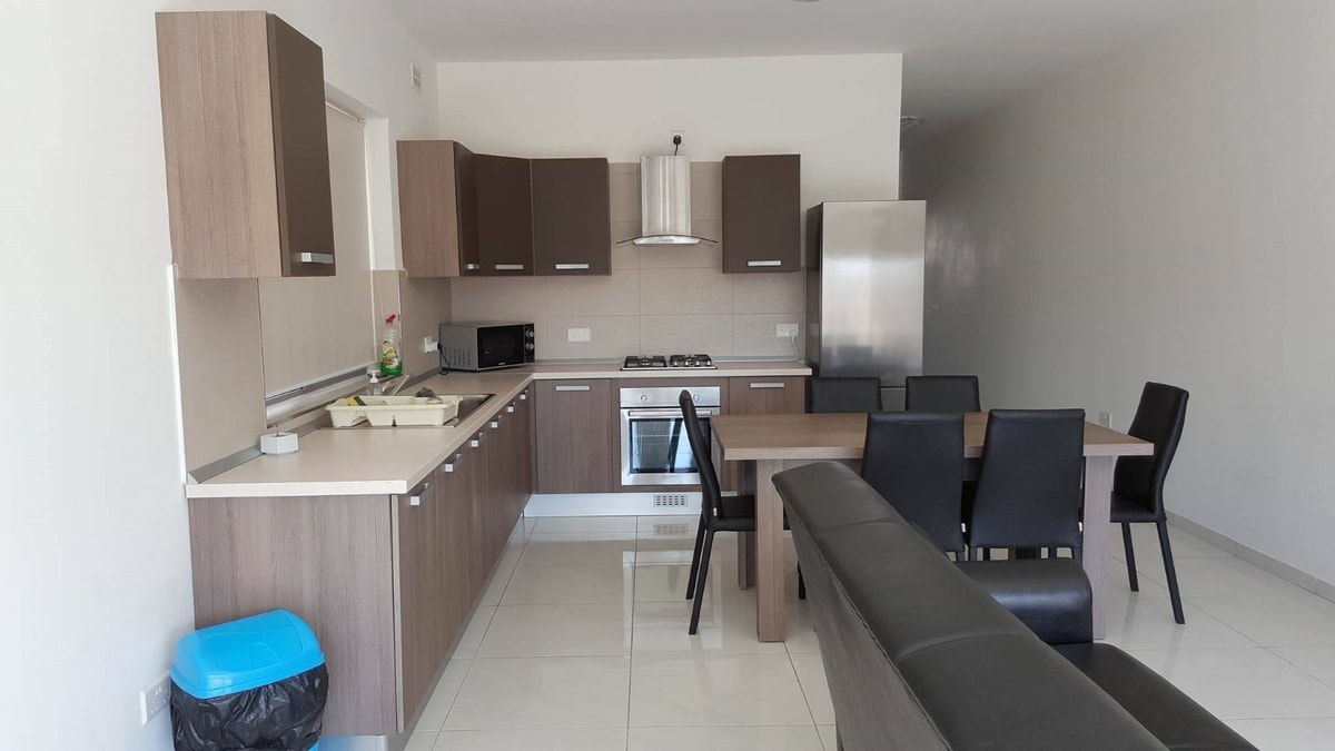 Beautiful 2-Bedroom Penthouse with Stunning Open Views in Birkirkara photo 2