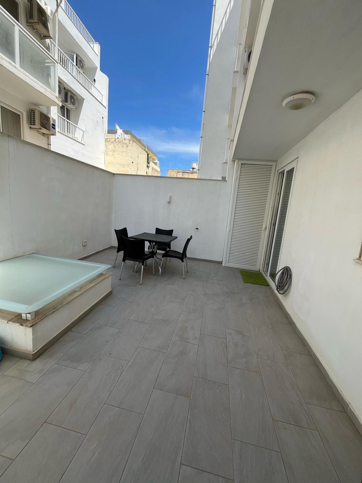2 Bedroom Ensuite Maisonette for Long Let in Swieqi - €1,600/month photo 9