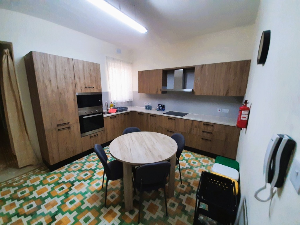 3 Bedroom Apartment for Long Let in Sliema - €1,600/month photo 2