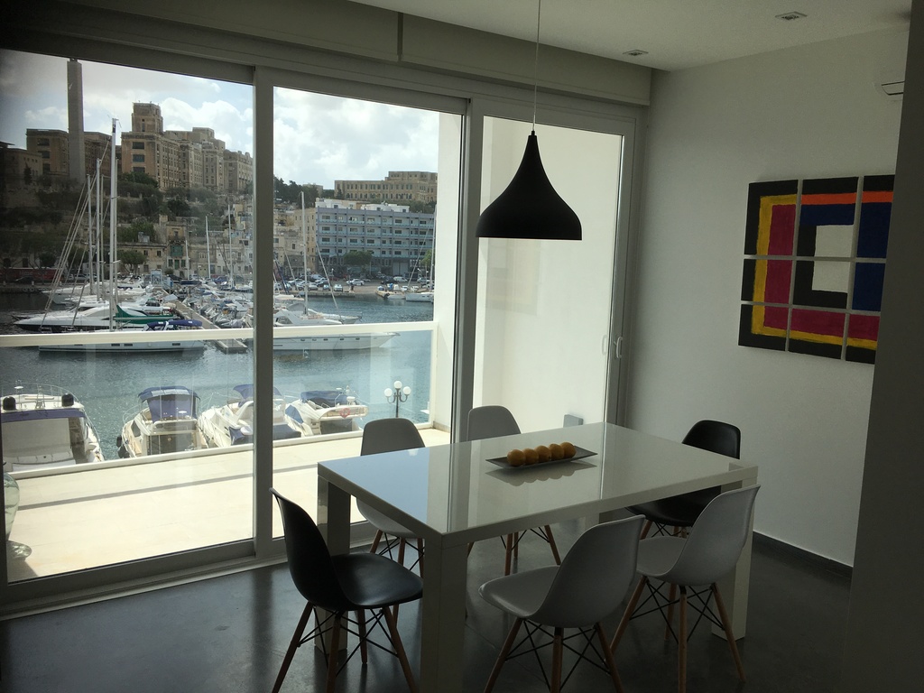 3 Bedroom Apartment for Long Let in Ta' Xbiex - €4,000/month photo 2