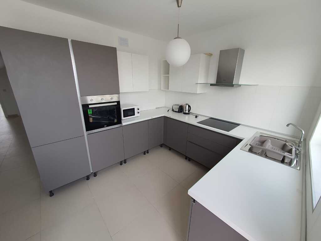 2 Bedroom Penthouse for Long Let in Swieqi - €1,900/month photo 4