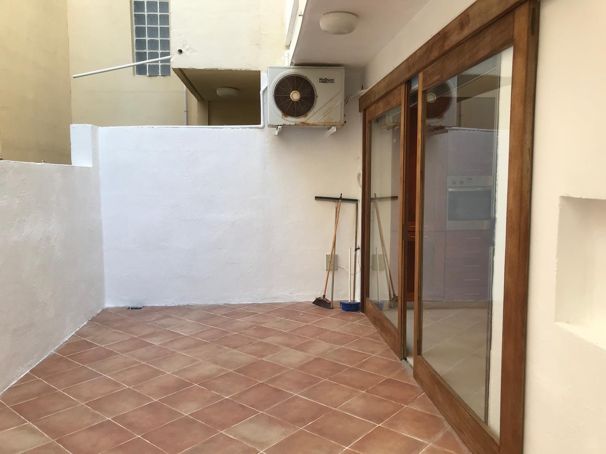 Modern Well-Located 2 Bedroom Apartment in Gzira photo 7