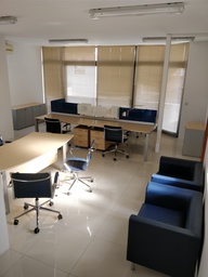 Office for Long Let in San Ġwann - €1,200/month photo 3