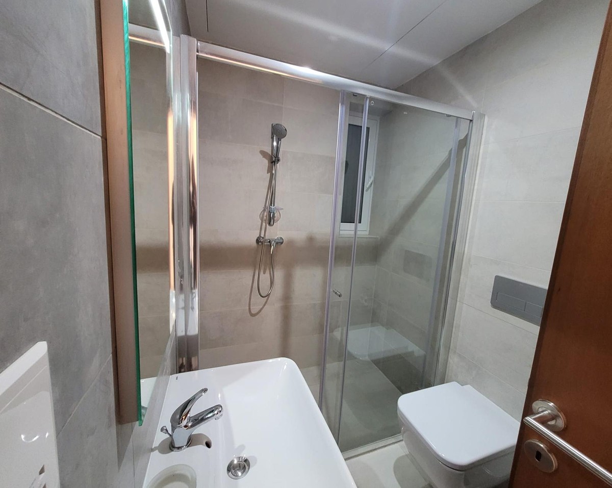 Stunning Seafront 2-Bedroom Apartment with A Large Terrace in Sliema photo 8