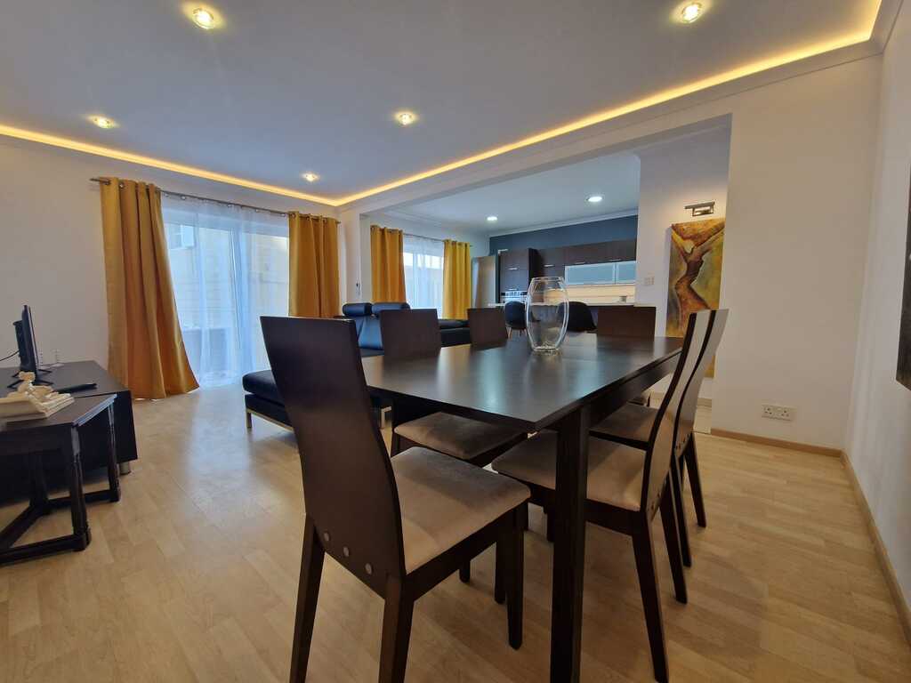 3 Bedroom Apartment for Long Let in Sliema - €2,600/month photo 6