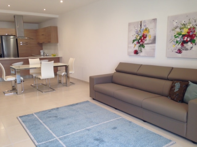 Modern Fully Airconditioned 3-Bedroom Apartment in Gzira photo 14