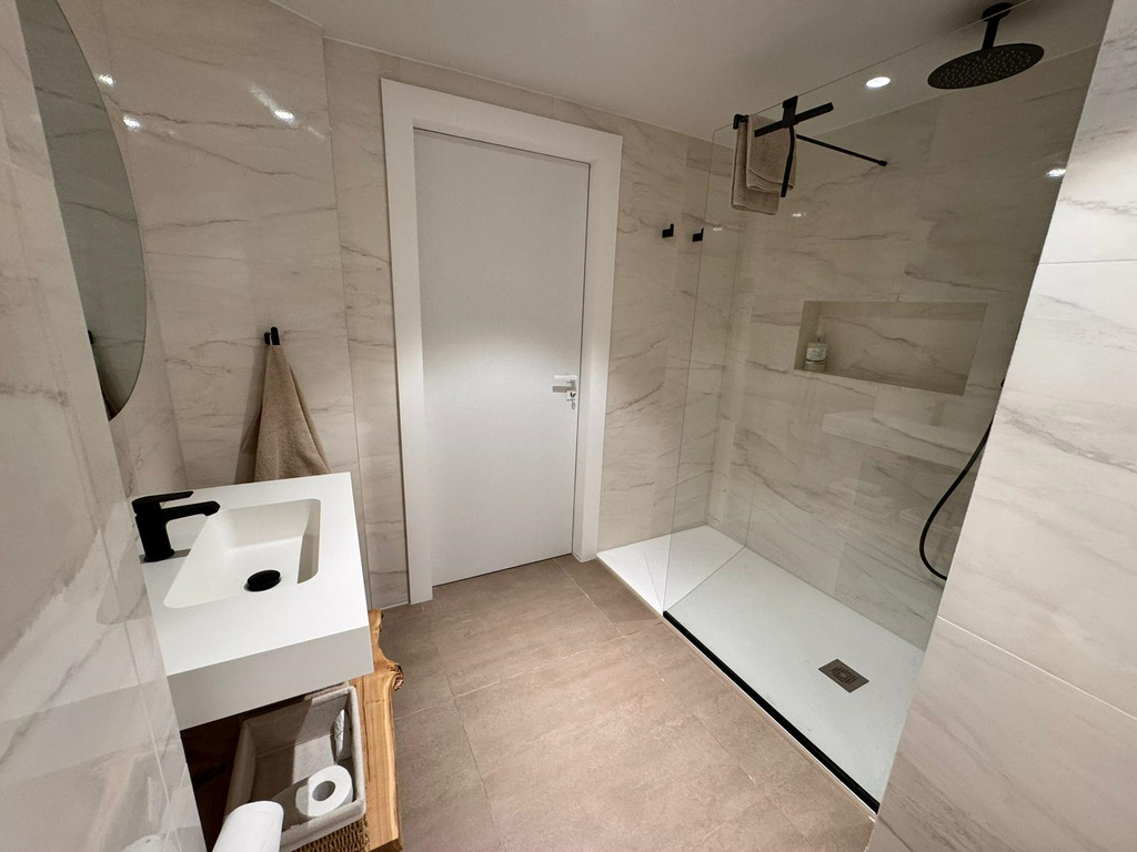 1 Bedroom Apartment for Long Let in St. Julian's - €2,900/month photo 9