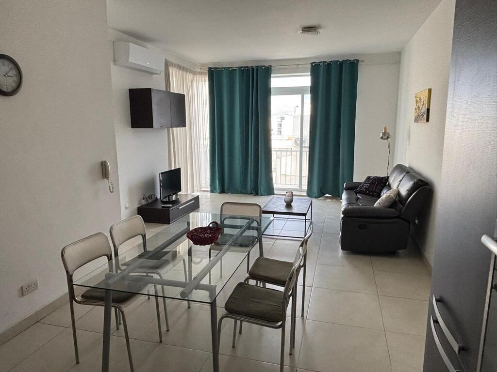 2 Bedroom Apartment for Long Let in St. Julian's - €1,500/month photo 2