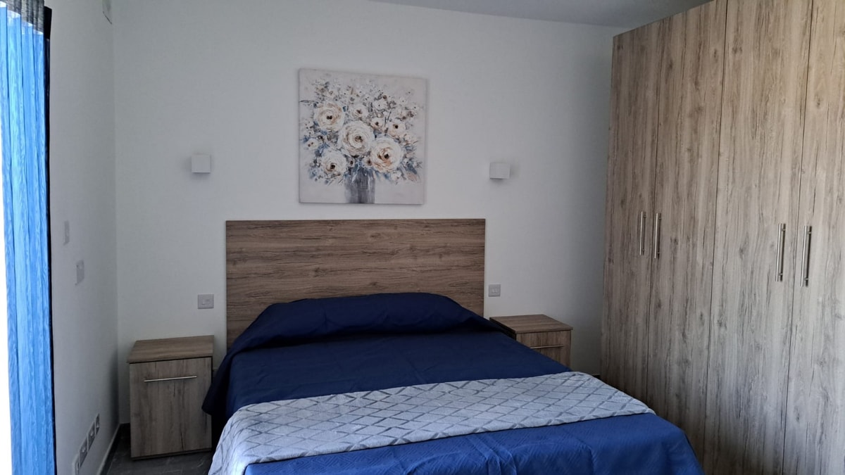 2 Bedroom Penthouse for Long Let in Mġarr - €1,300/month photo 4