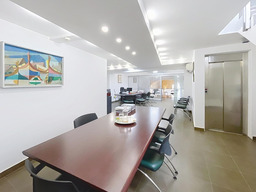 Office for Long Let in Naxxar - €4,500/month photo 3