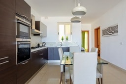 2 Bedroom Ensuite Penthouse for Long Let in Gżira - €2,100/month photo 5