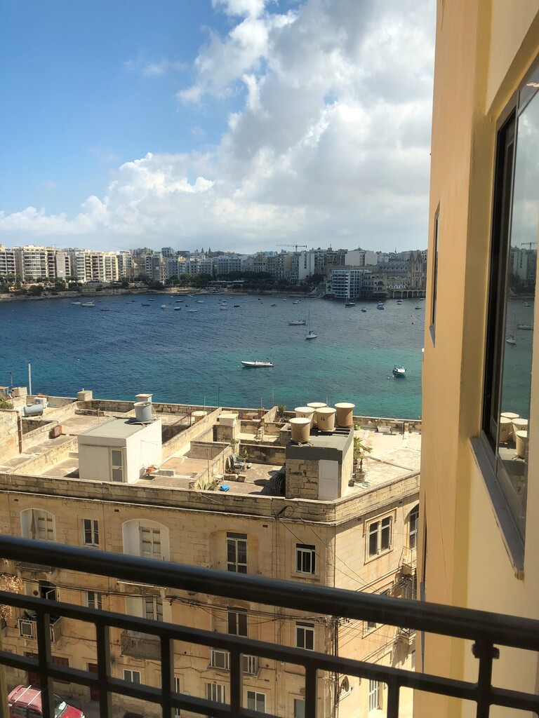 2 Bedroom Apartment for Long Let in St. Julian's - €2,700/month photo 11