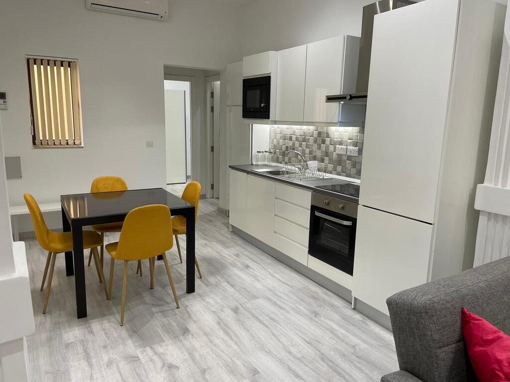 3 Bedroom Apartment for Long Let in Sliema - €1,800/month photo 14